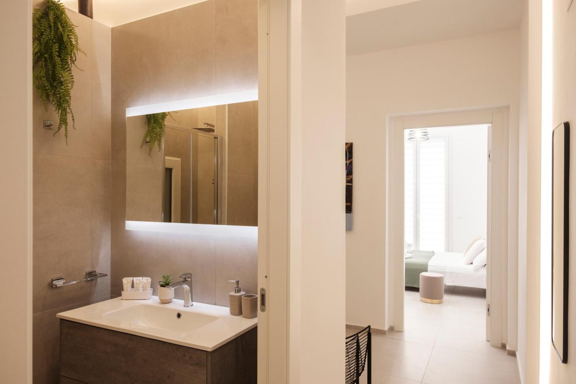 Pepoli Deluxe - Exclusive Apartment - Free Parking Трапани Экстерьер фото